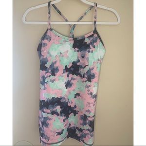 Lululemon Power Y Size 6